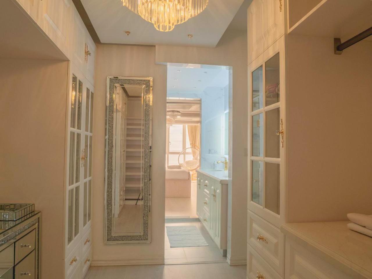 Beachfront Seaview Apartment Мале Екстериор снимка